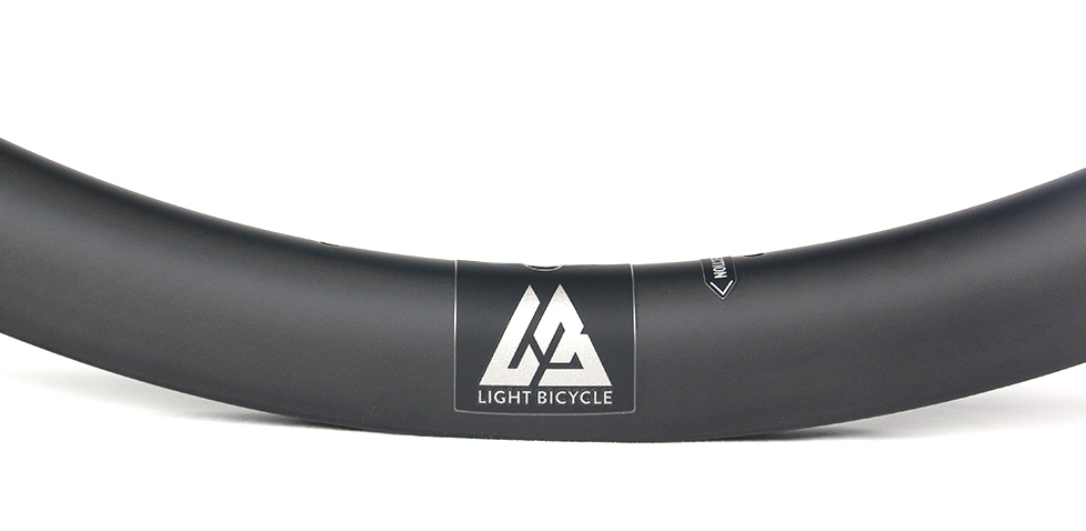 super light carbon road disc rim